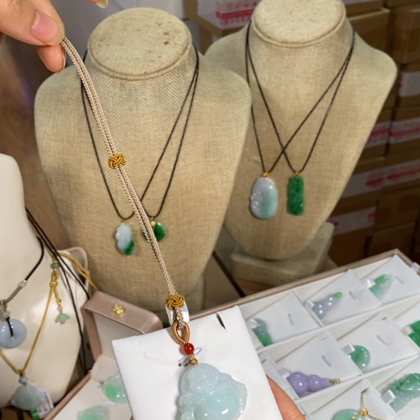 【闪购商品】颈饰未镶嵌翡翠