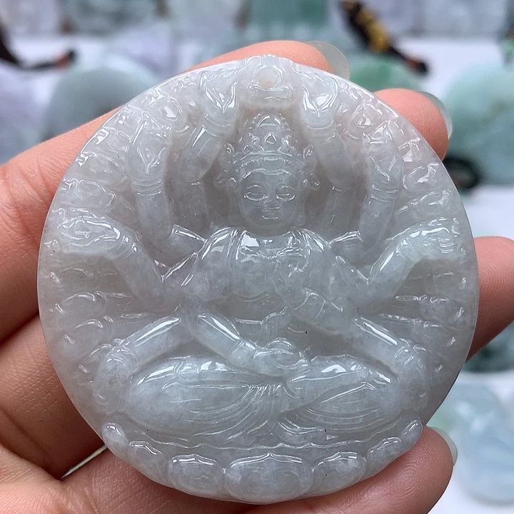 翡翠未镶嵌颈饰千手观音福利