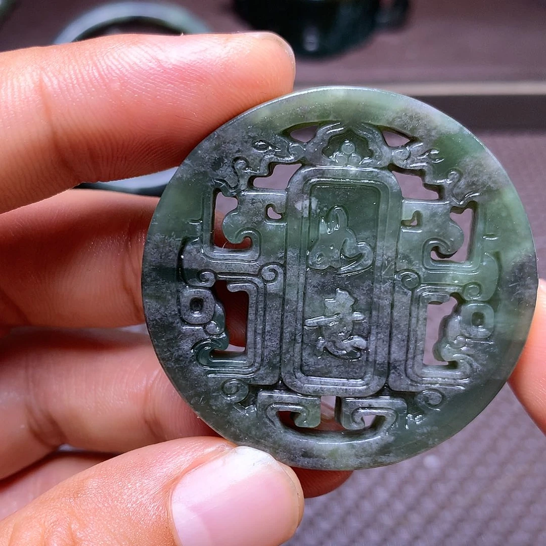 【闪购商品】颈饰未镶嵌和田玉