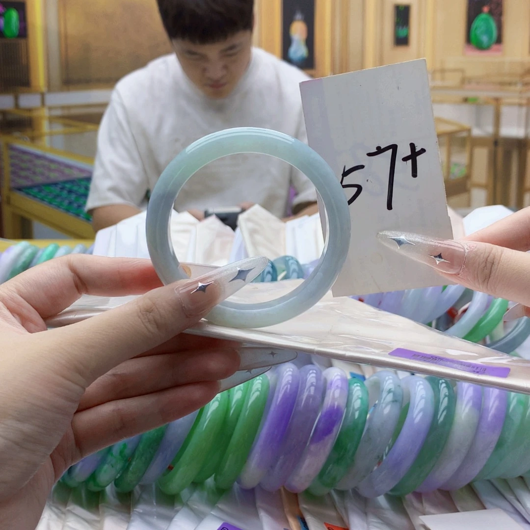 翡翠未镶嵌手镯gh