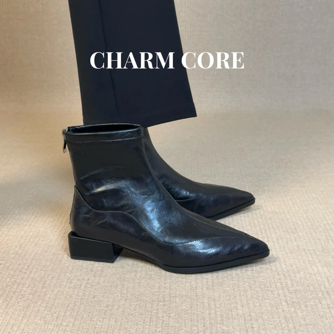 CHARM CORE大码女鞋34-40跟高3.5cm尖头短靴女粗跟真皮百搭靴子