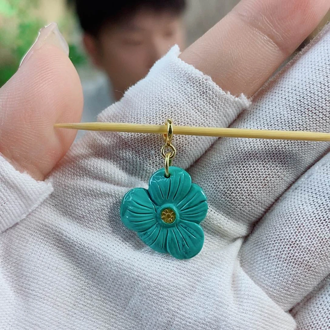 未镶嵌绿松石珠宝奇石