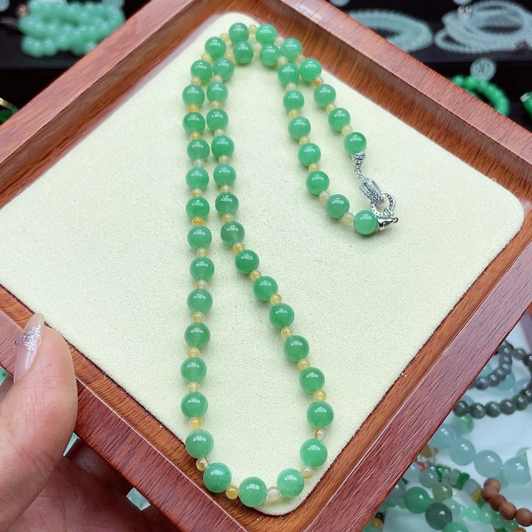 翡翠手链未镶嵌翡翠