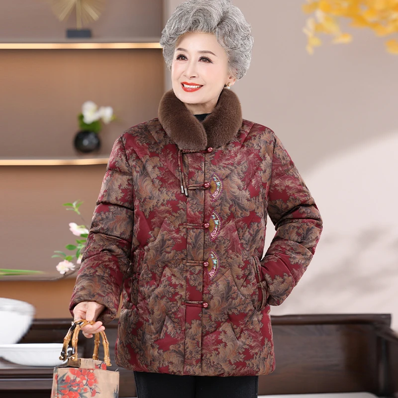 中老年女装冬季保暖棉衣加绒加厚胖妈妈装棉袄洋气老太太绣花棉服