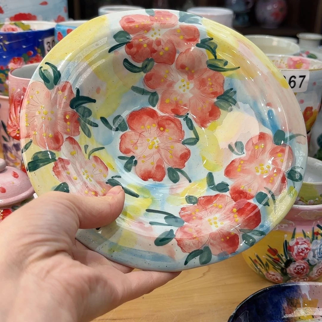 瓷片兔兔盖茨。兔兔好