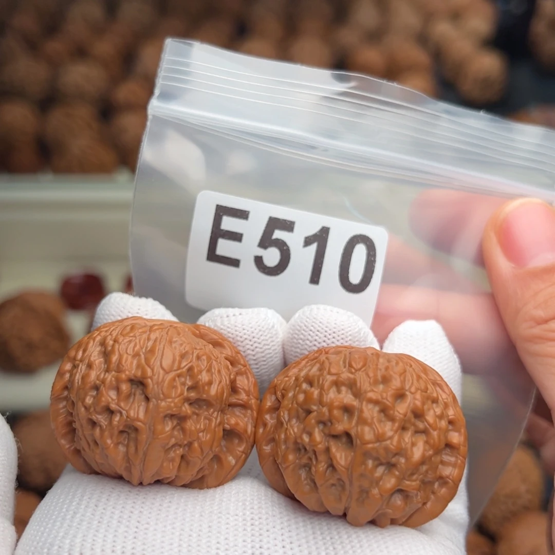 吊坠文玩核桃E510血麒麟38