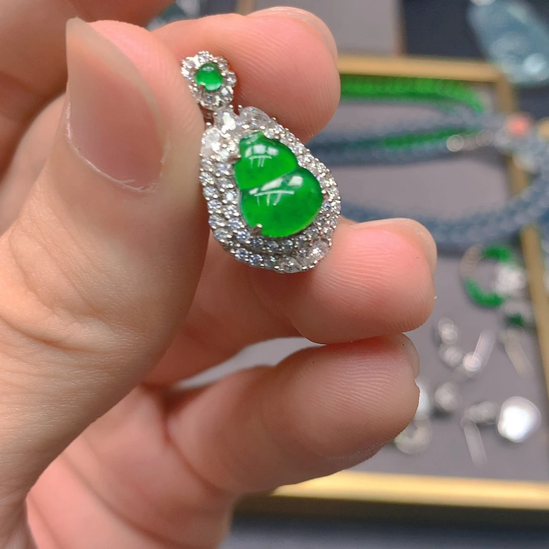 未镶嵌手链翡翠天然