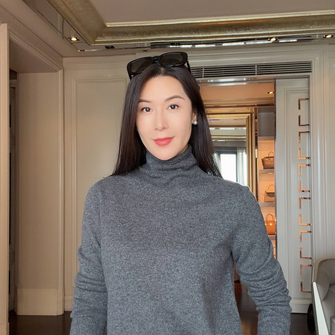 【高奢老钱风】超细羊绒高领针织打底衫CD2168352