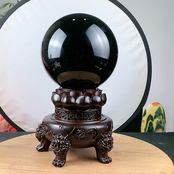 石材带黑水晶直径20带高档底座