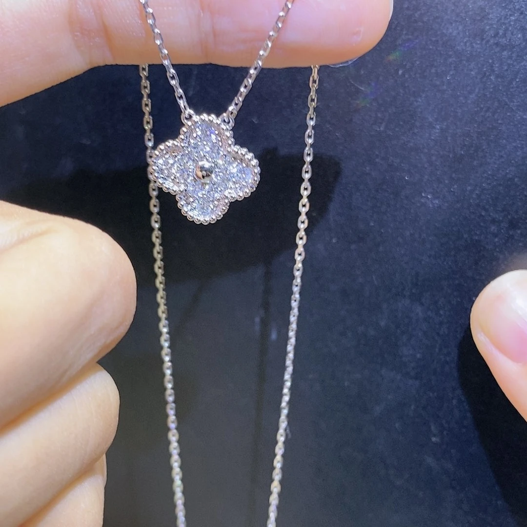 项链钻石18K金镶嵌中号四叶草k白