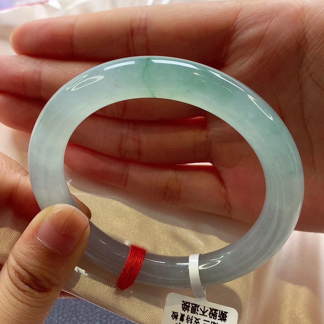 未镶嵌手镯翡翠57圆条 冰蓝起光 强推