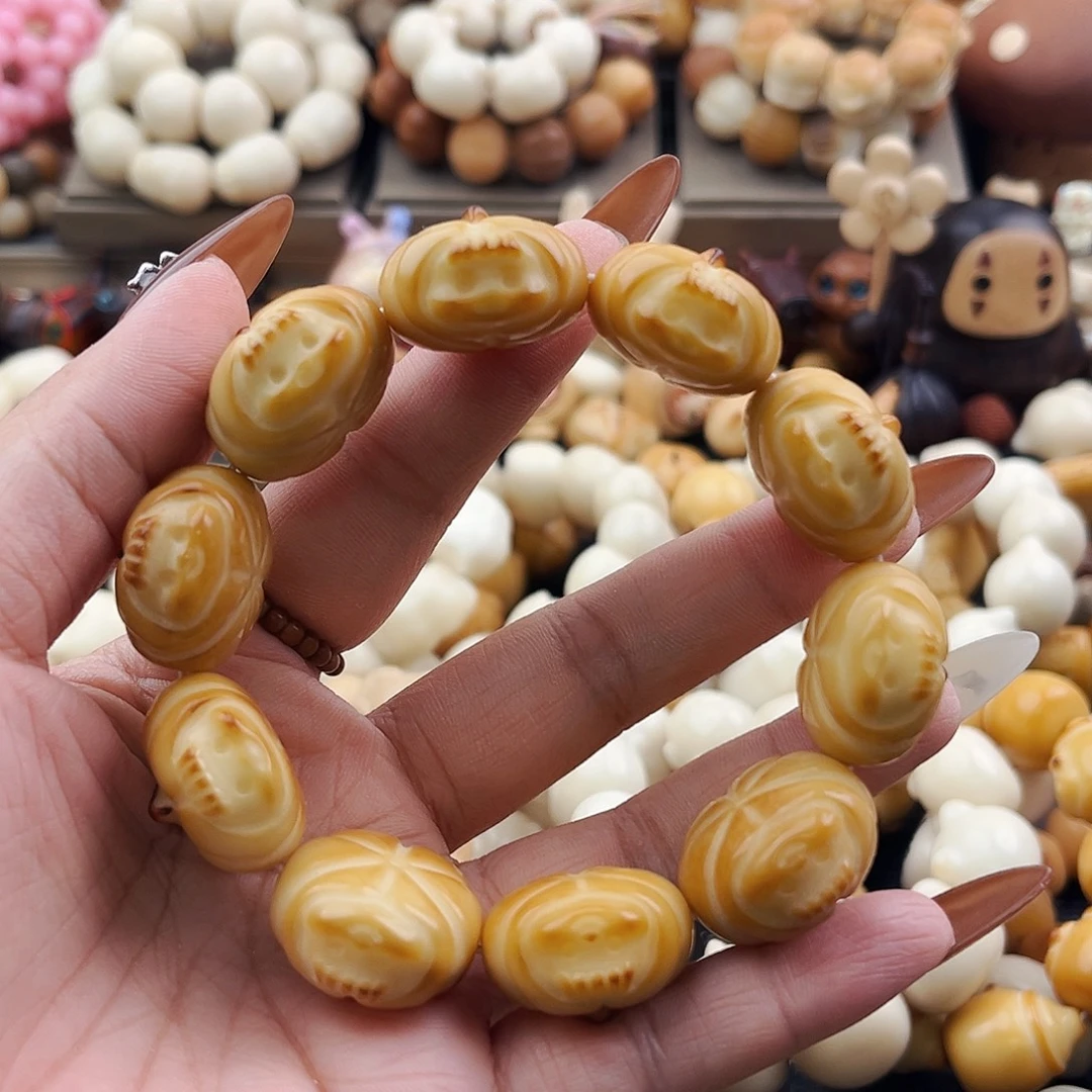 吊坠菩提根/象牙果南瓜多妹