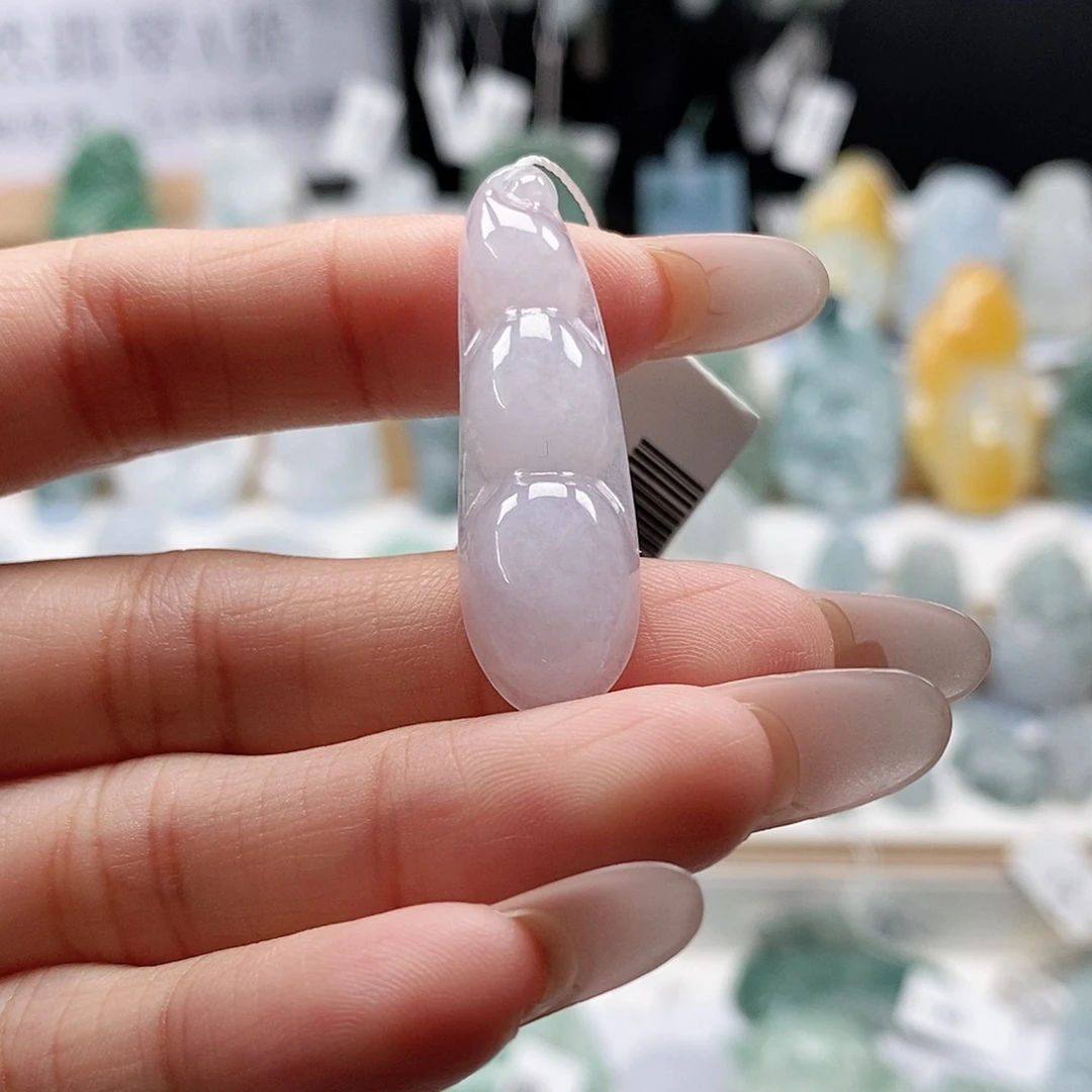 翡翠未镶嵌颈饰11