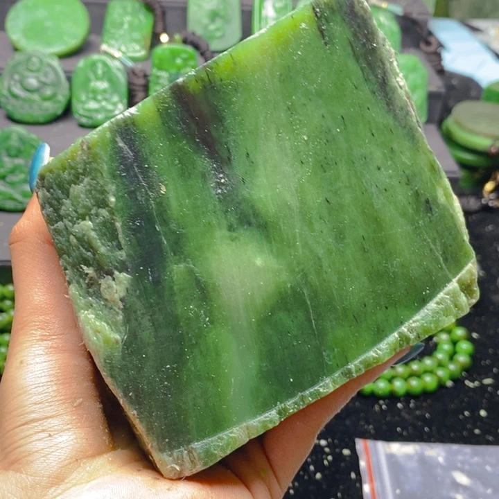 和田玉未镶嵌珠宝半成品