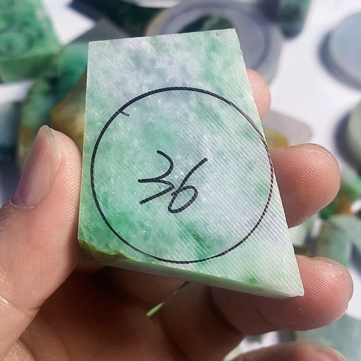 散珠翡翠天然翡翠A货挂件