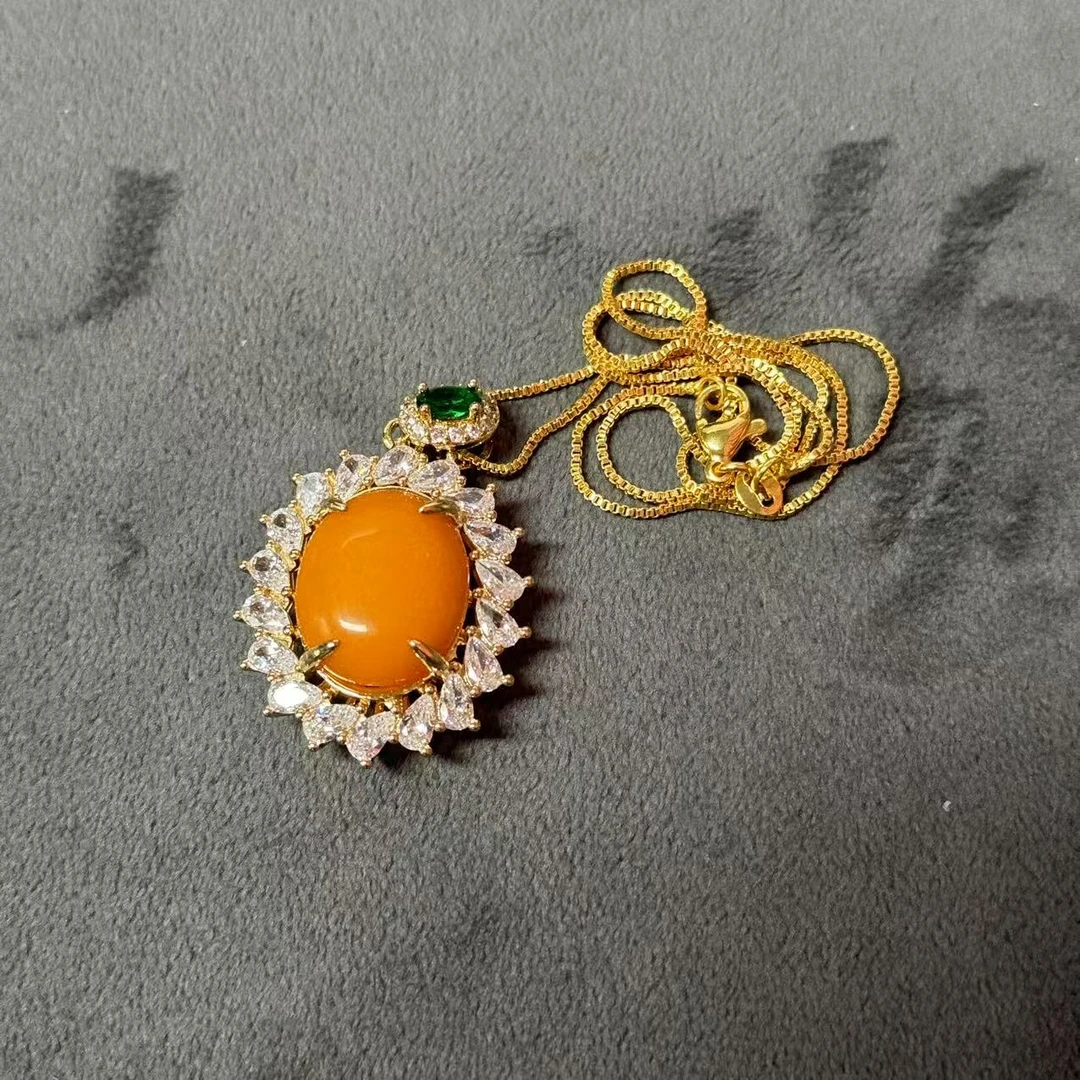 天然琥珀蜜蜡蛋面重工豪镶款吊坠