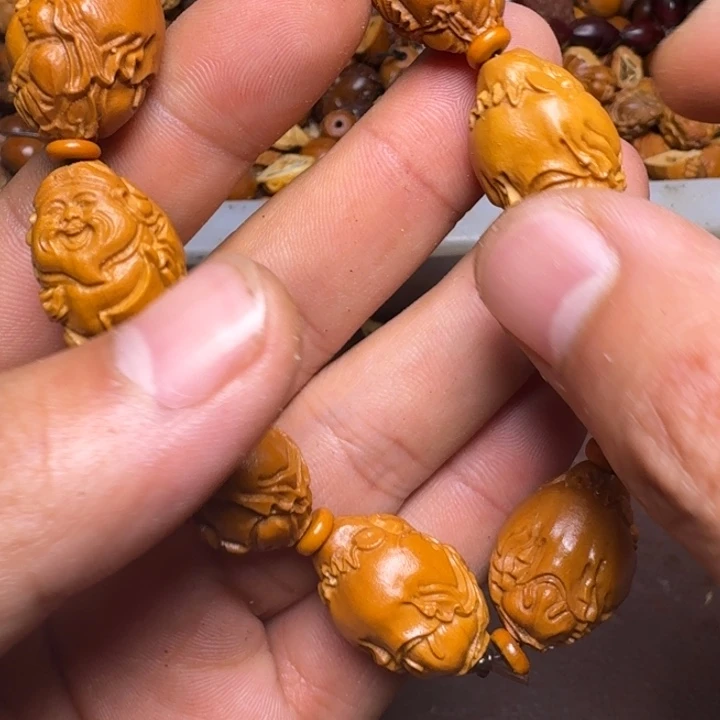 手串橄榄核你的电话