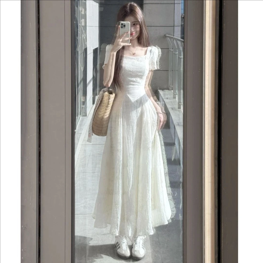 方领白色连衣裙子女夏季2025新款小个子高级感设计感气质法式长裙