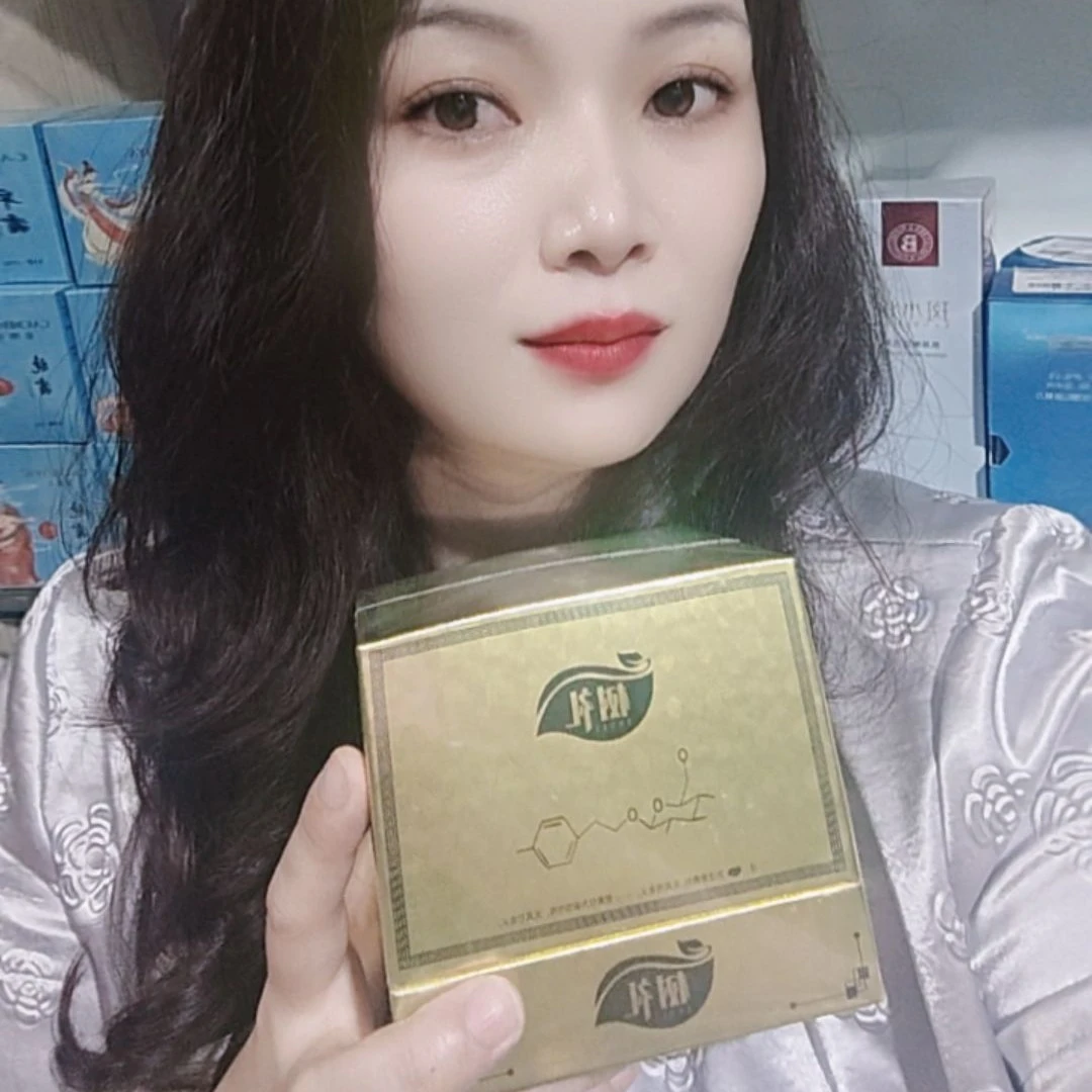 针织薄款毛针织衫(三瓶玻色因紧致面霜送3瓶洗面奶和一瓶人参油)