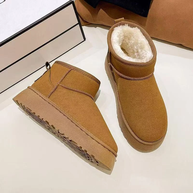 防滑短靴小个子灰色雪地靴女款秋冬时尚时尚雪地靴