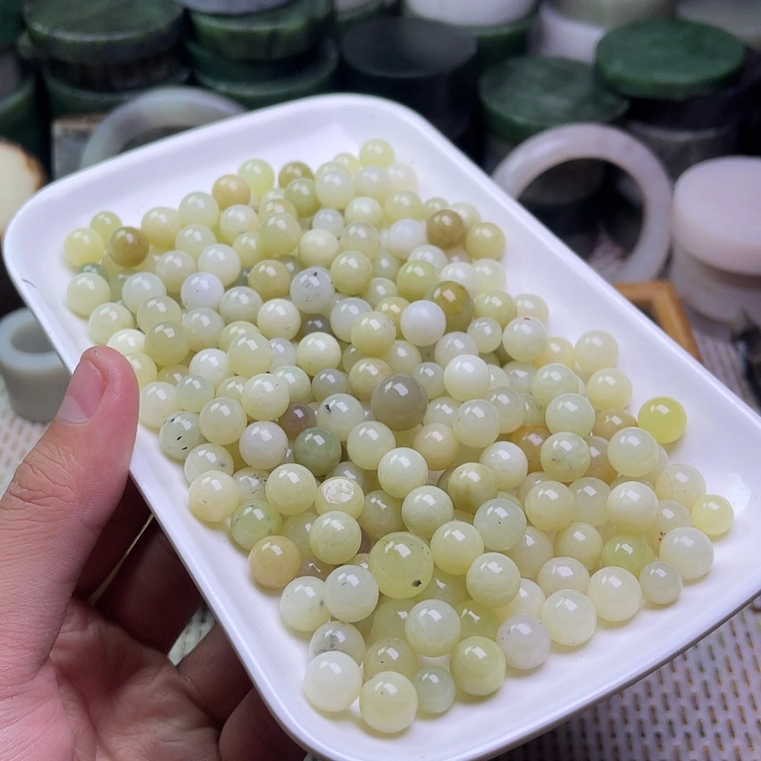 未镶嵌和田玉车挂卡10