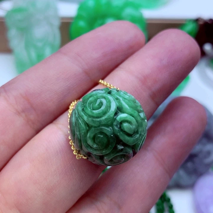 吊坠(不含链)未镶嵌翡翠