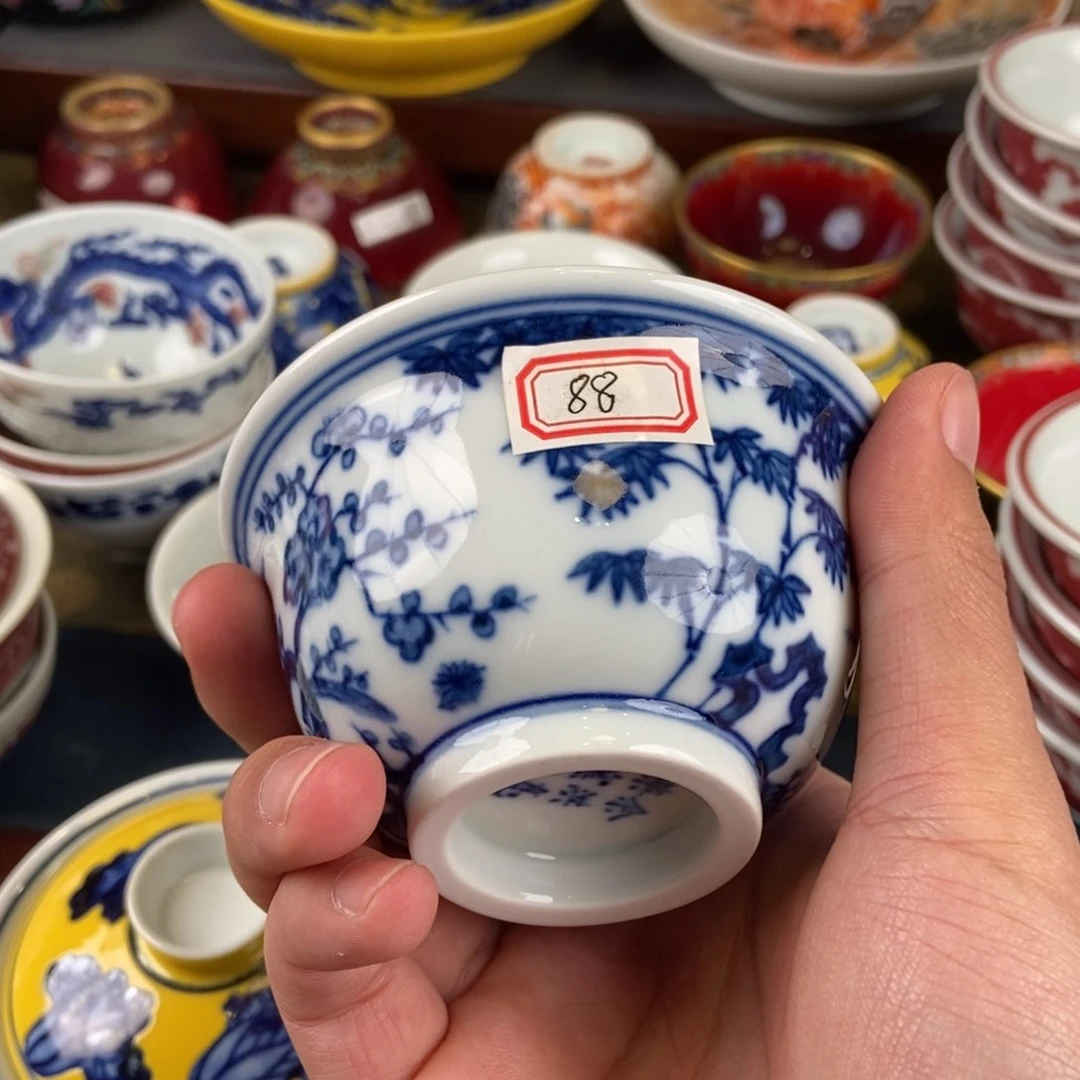 陶瓷艺术家的作品是一