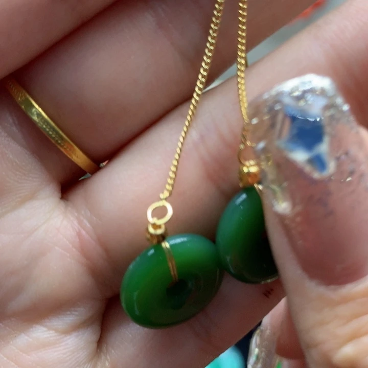 翡翠颈饰未镶嵌吊坠