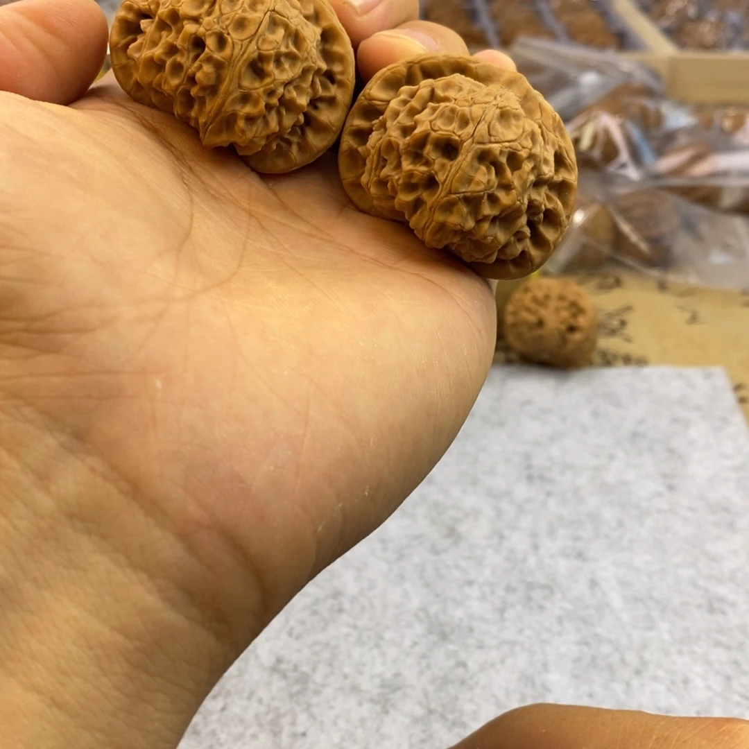 文玩核桃吊坠文玩核桃手把件宫灯