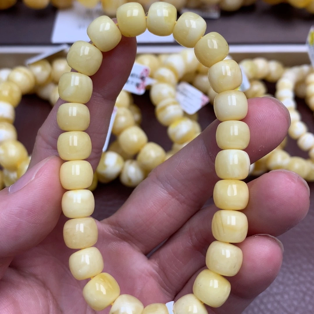 琥珀未镶嵌珠宝奇石11