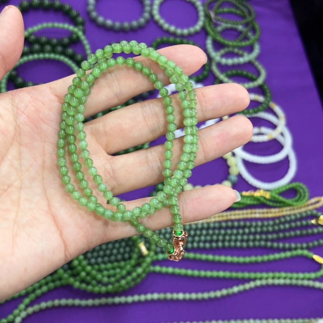 和田玉（碧玉）未镶嵌手链