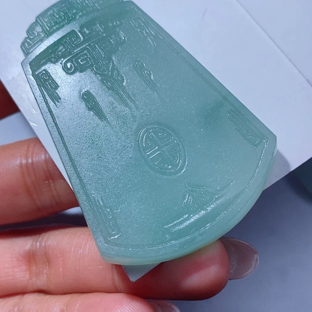 定制翡翠未镶嵌翡翠