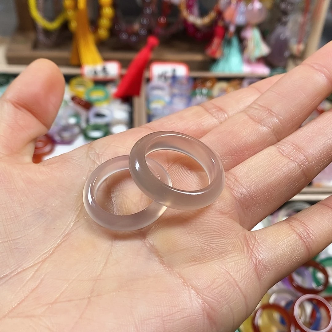 玛瑙/玉髓戒指未镶嵌一***?