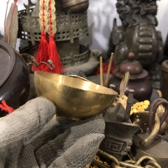 照***期闪电购铜摆件工艺品