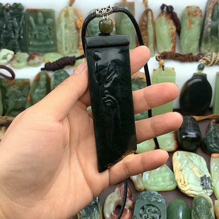 岫岩河磨玉（透闪石质玉）未镶嵌挂件