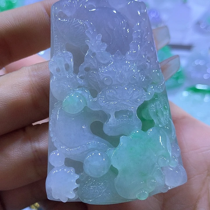 颈饰未镶嵌翡翠天然翡翠A货吊坠