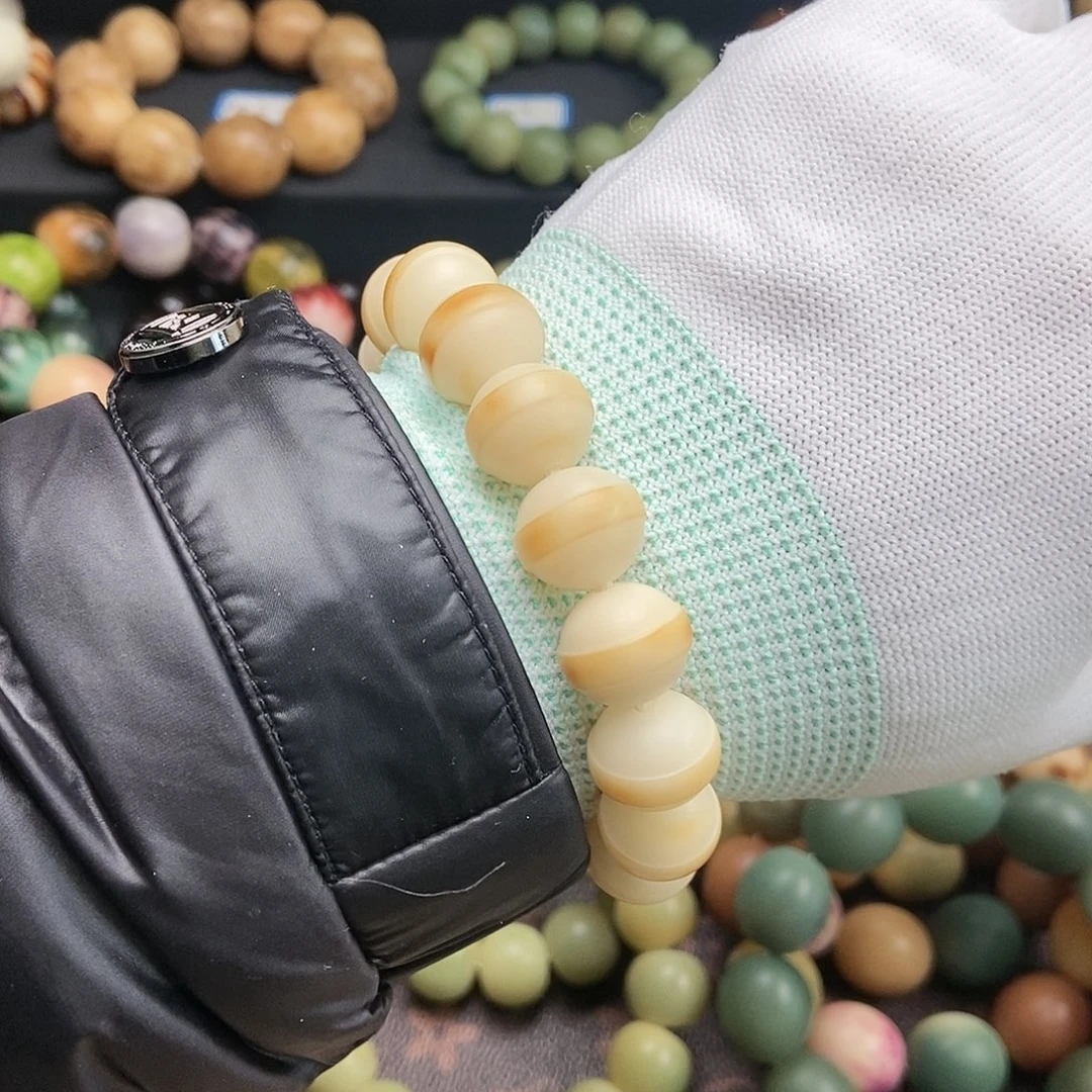 吊坠菩提根/象牙果15mm飞碟