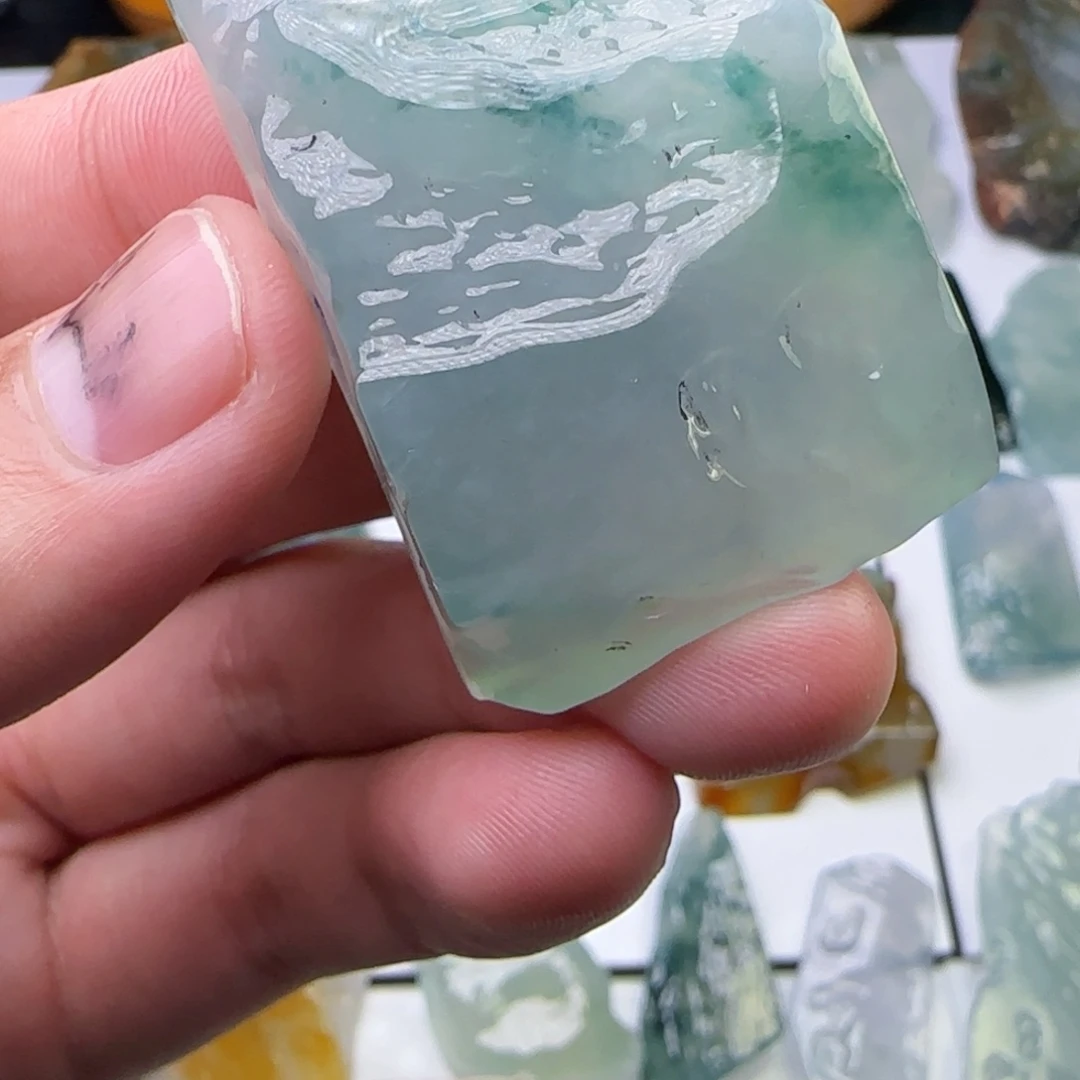 未镶嵌定制翡翠不包工