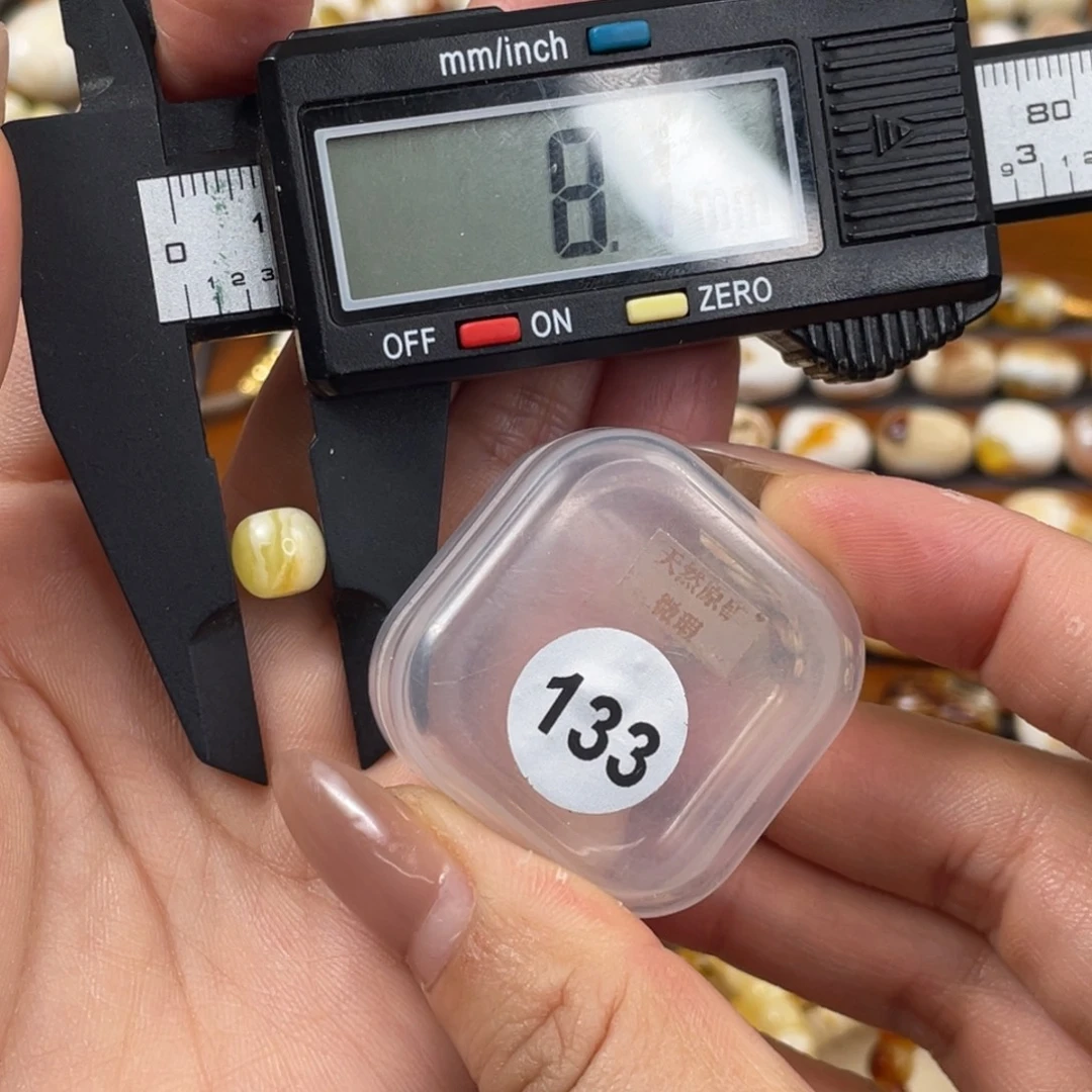 琥珀未镶嵌珠宝奇石琥珀蜜蜡微瑕