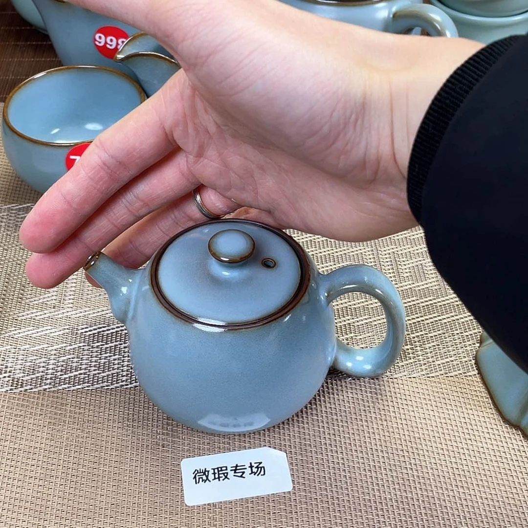 瓷片。。。。。。。。。。。。。。。