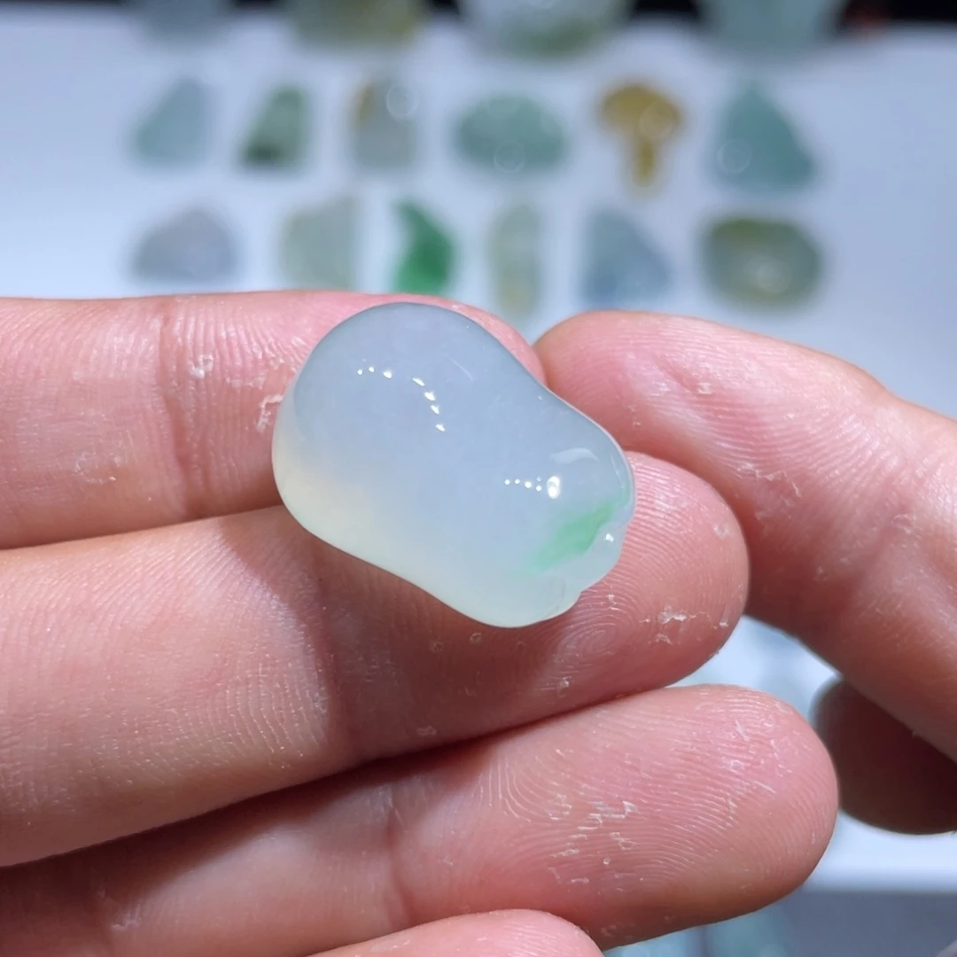 颈饰未镶嵌翡翠福瓜