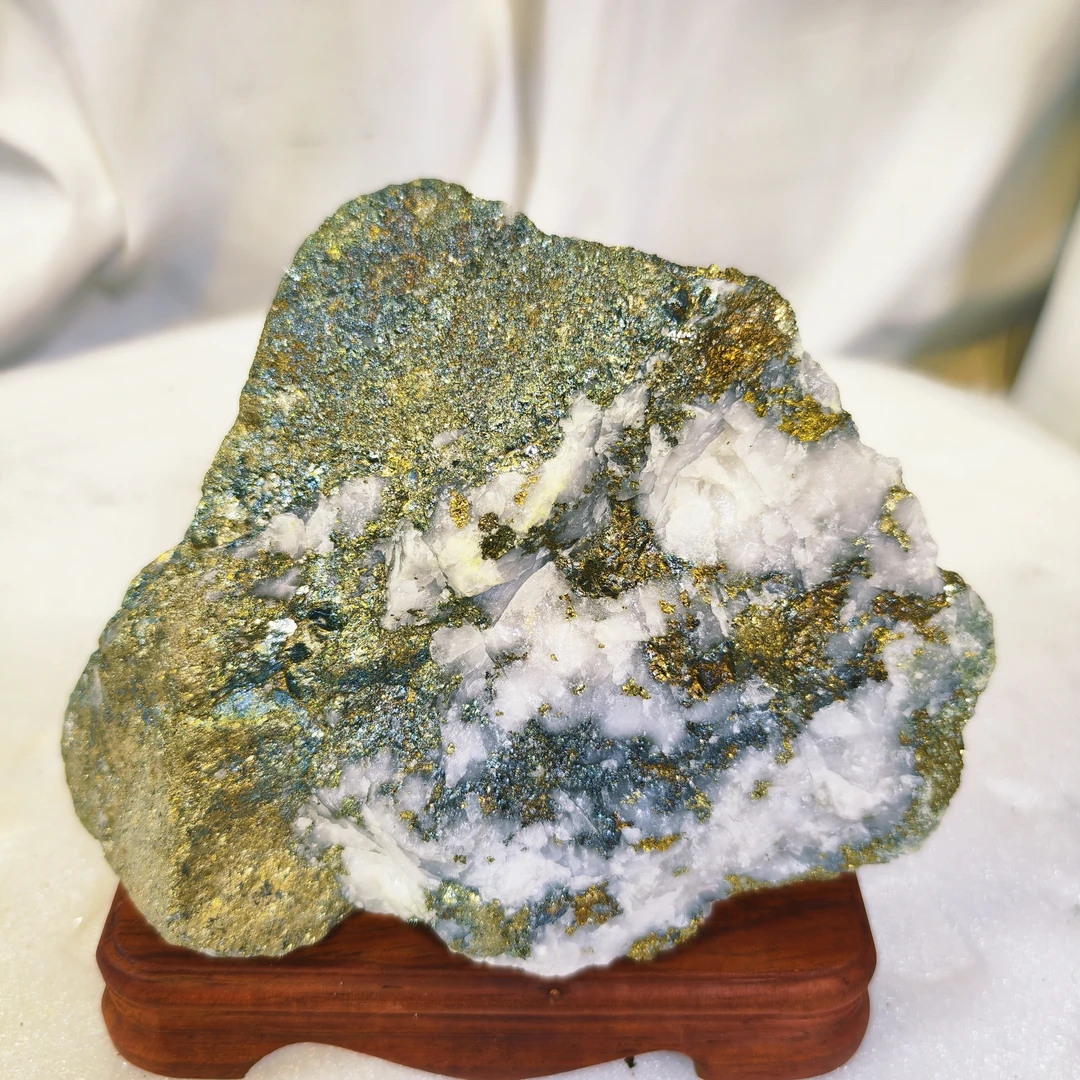 精品高品位天然金线黄金石雪里藏金金矿石摆件