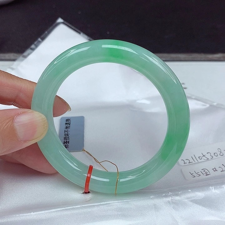 翡翠未镶嵌手镯55圈3082