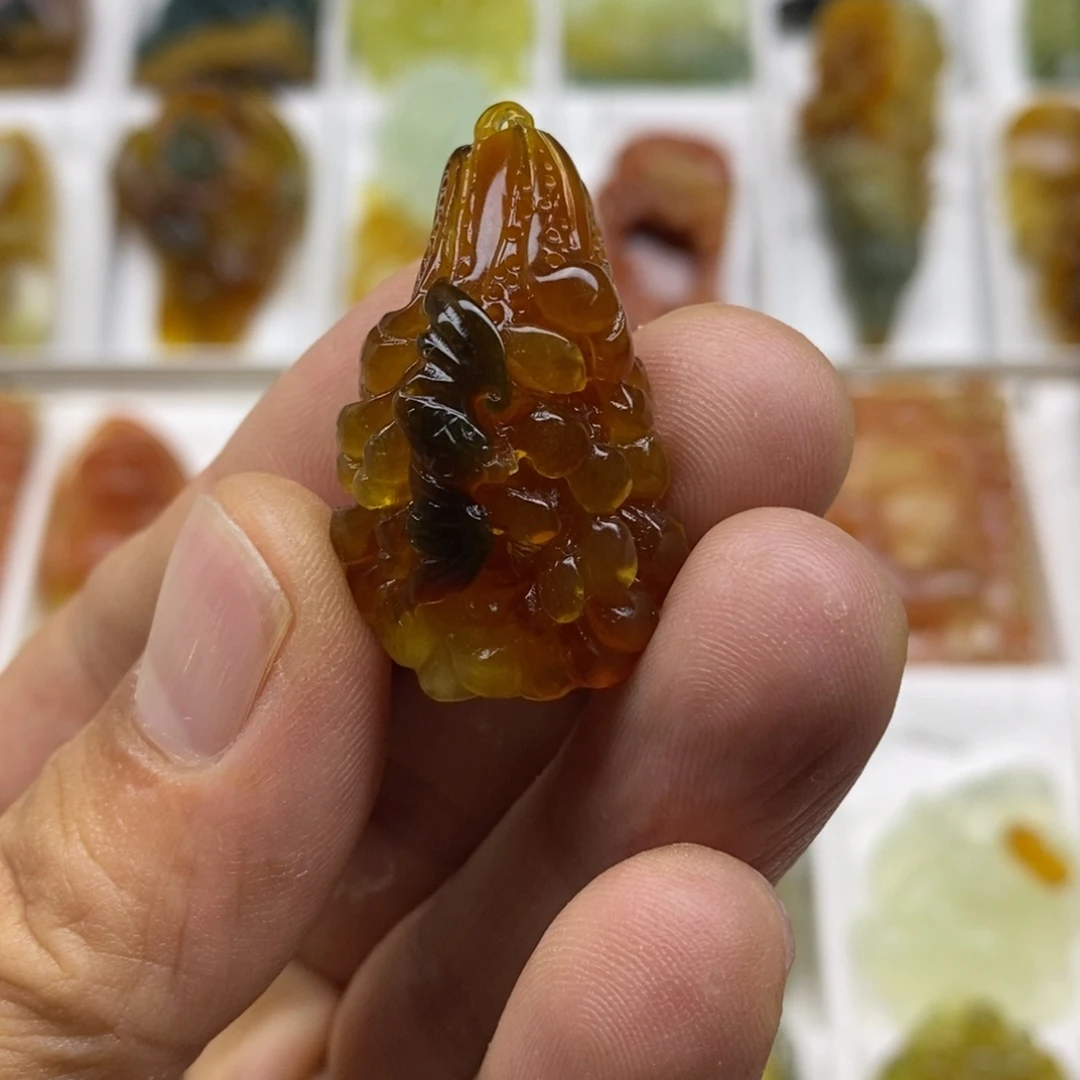 蛇纹石玉未镶嵌珠宝半成品