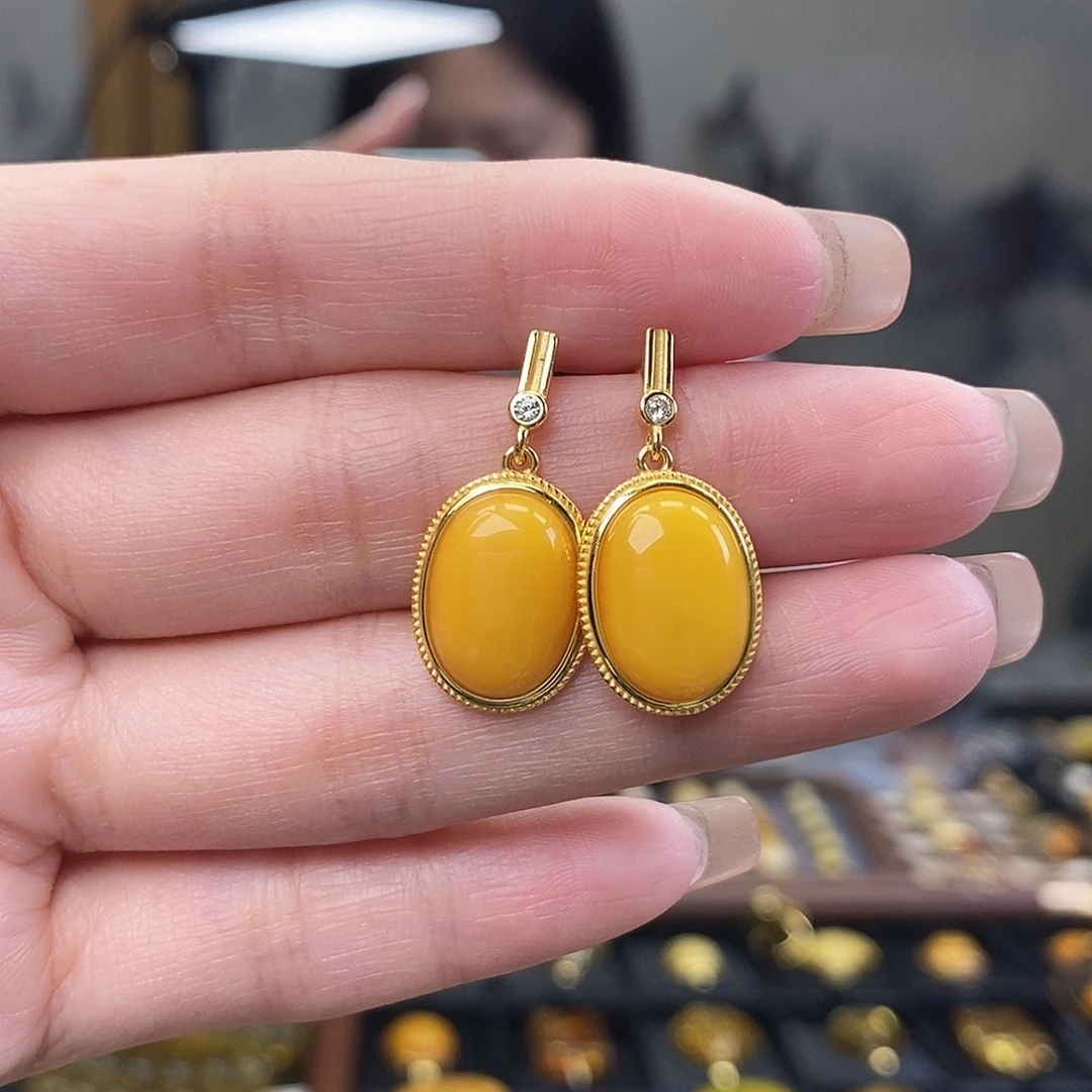 琥珀未镶嵌裸石成品