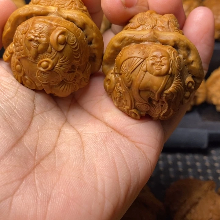 桃***风文玩核桃把件财神弥勒