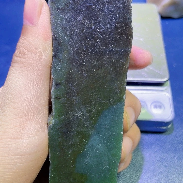 未镶嵌和田玉（糖玉）珠宝半成品