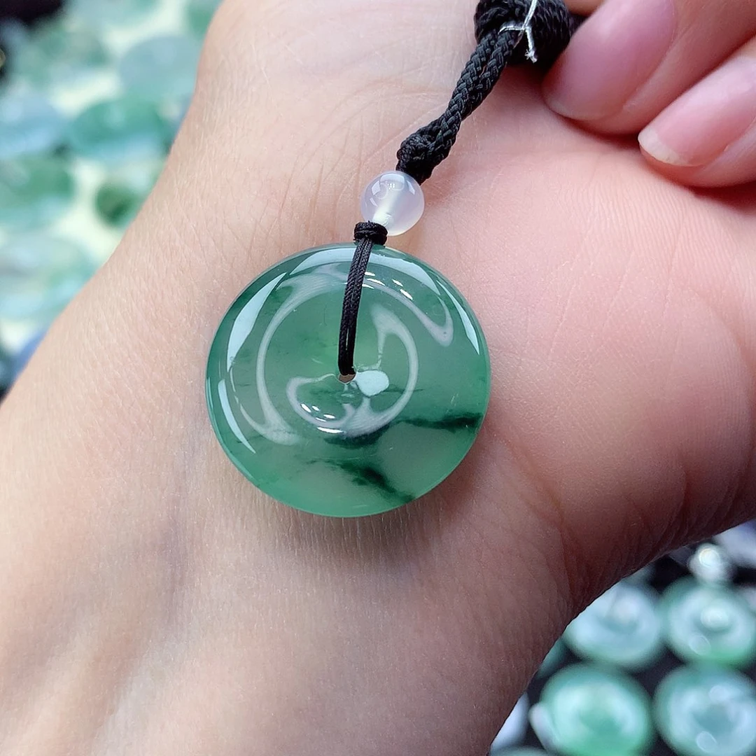 翡翠颈饰未镶嵌编号38尺寸22.0-5.6