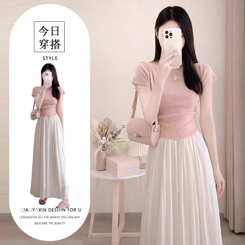 夏装搭配一整套2025新款减龄显瘦短袖上衣高级设计感半身裙两件套