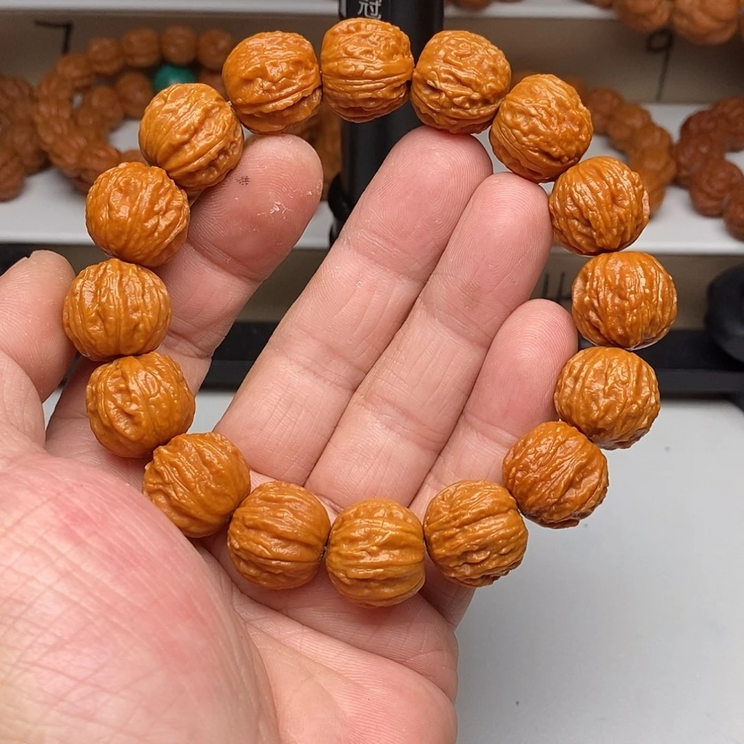 木质文玩核桃1.8荔枝八棱